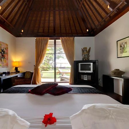 Majapahit Beach Villas By Nakula Ketewel Rum bild