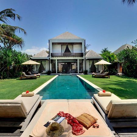 Majapahit Beach Villas By Nakula Ketewel Exteriör bild